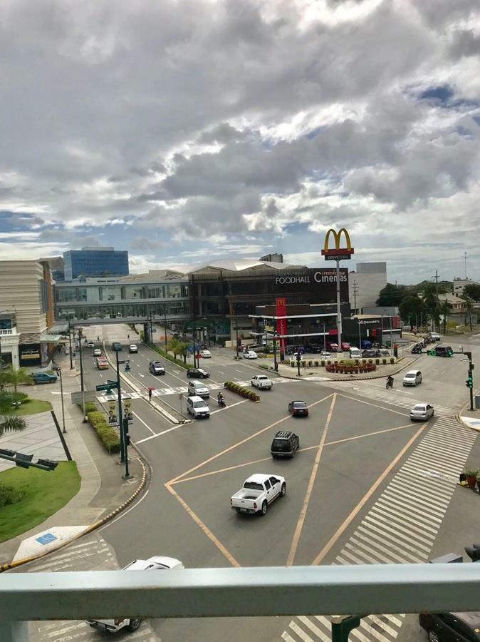 Studio Unit, Homely Condo At One Madison Place Near Iloilo Business Park Ph. Extérieur photo